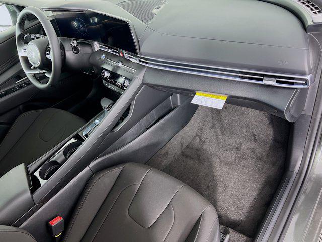 2025 Hyundai Elantra SEL - Photo 21