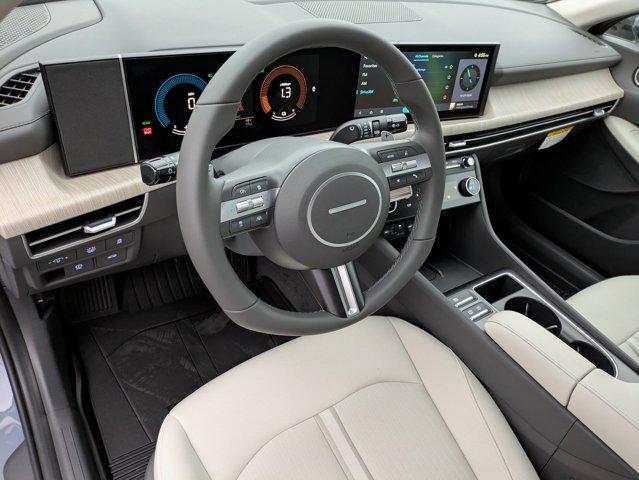 2025 Hyundai Sonata Hybrid SEL photo 4