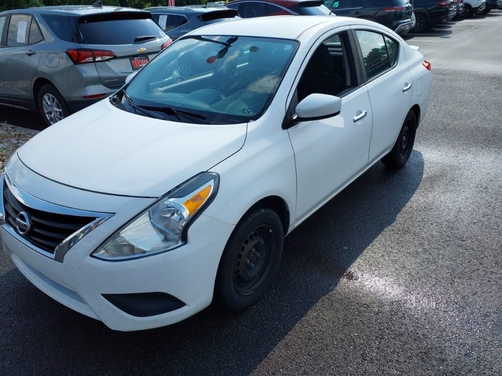 Used 2019 Nissan Versa Sedan SV SV CVT
