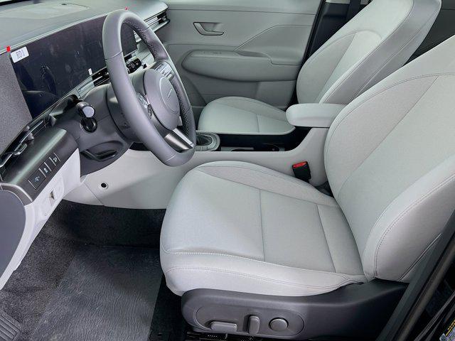 2025 Hyundai Kona SEL photo 3