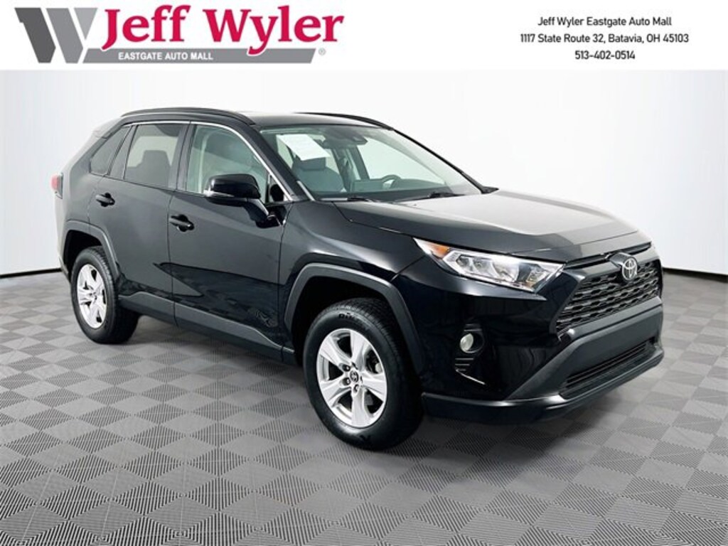 Used 2021 Toyota RAV4 XLE XLE FWD