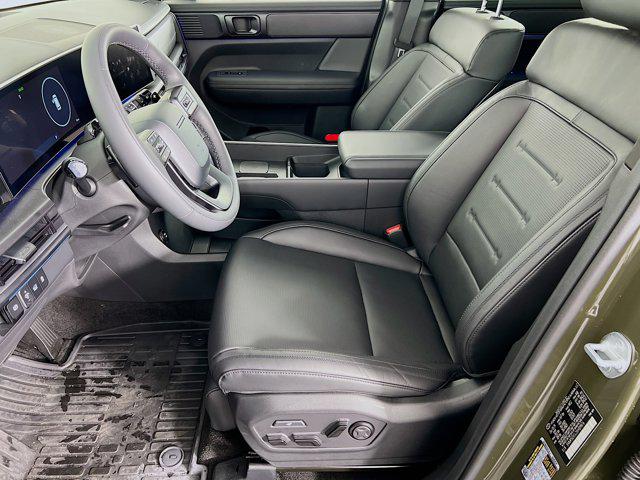 2025 Hyundai Santa Fe Calligraphy photo 3