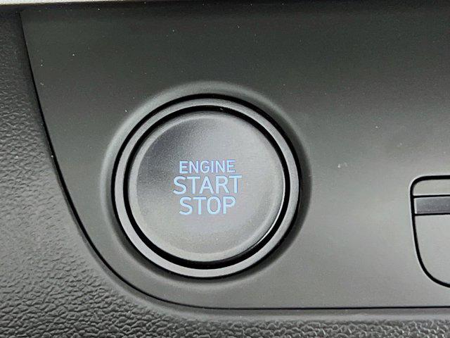 2025 Hyundai Elantra Blue - Photo 12
