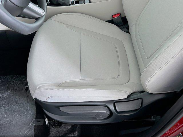 2025 Hyundai Tucson SE photo 4