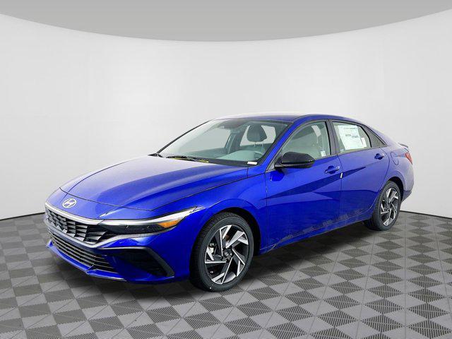 2025 Hyundai Elantra SEL Sport photo 2