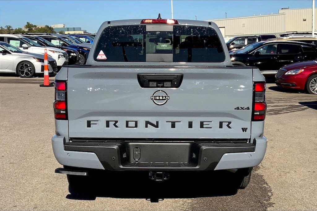 New 2026 Nissan Frontier SV Crew Cab Pickup