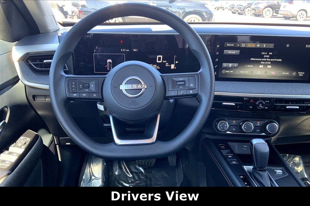 Used 2025 Nissan Kicks SV AWD SUV