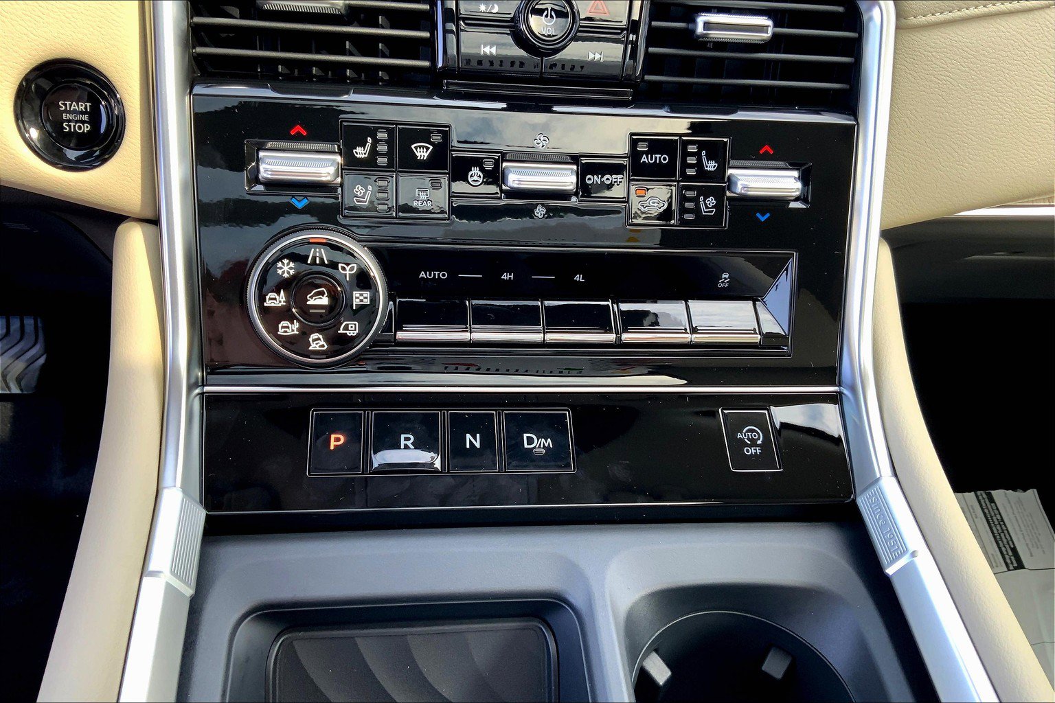 2026 Nissan Armada Platinum - Photo 21