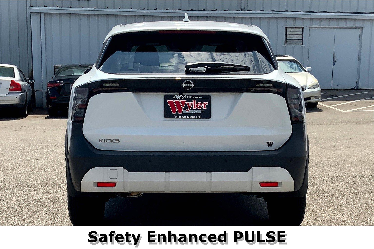 2025 Nissan Kicks SV photo 3