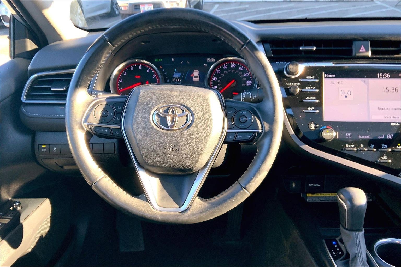 2020 Toyota Camry XSE photo 4