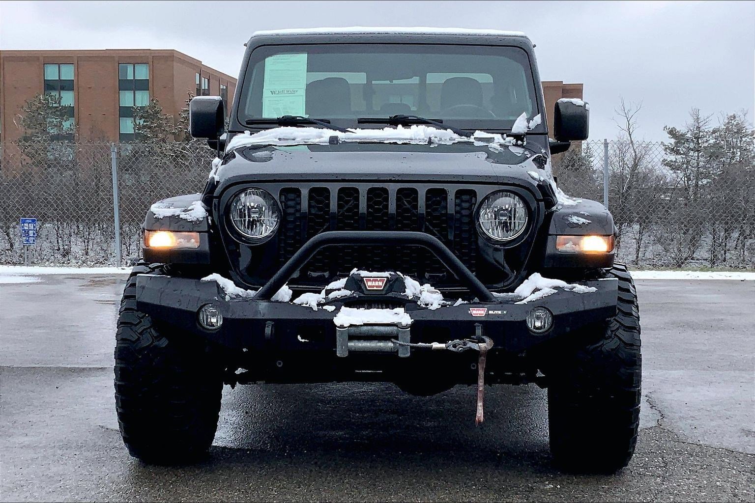 2020 Jeep Gladiator Sport S photo 2