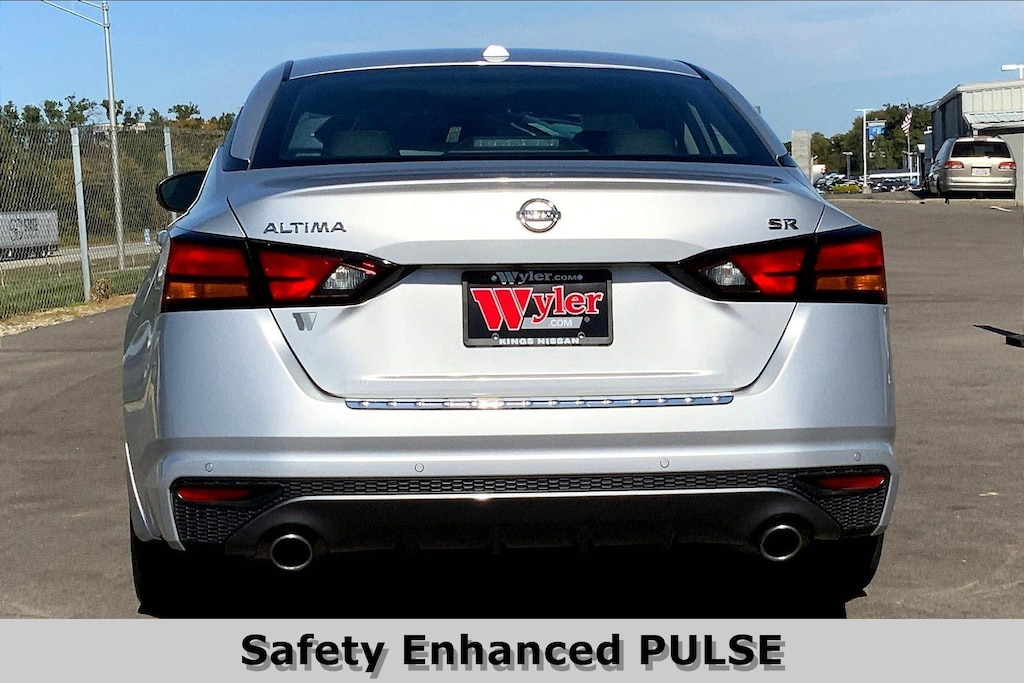 Used 2020 Nissan Altima 2.5 SR Sedan Sedan