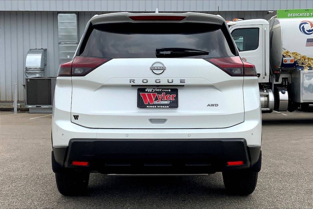New 2026 Nissan Rogue SV Sport Utility