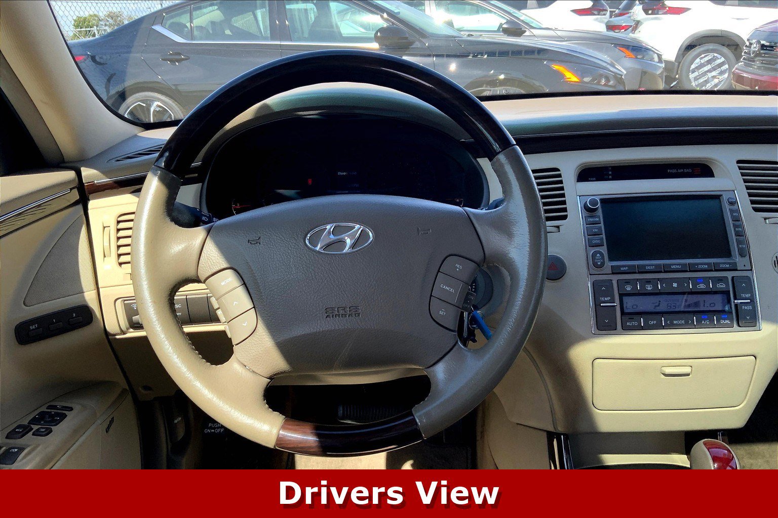 2011 Hyundai Azera Limited photo 2