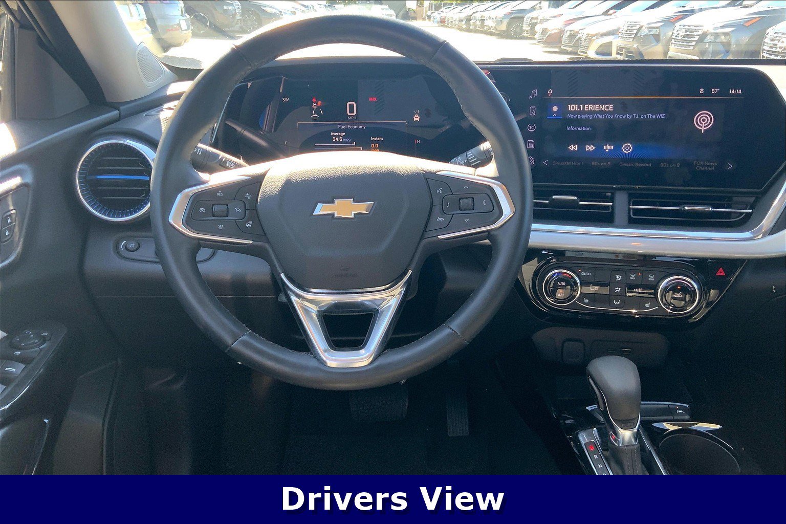 2024 Chevrolet Trax LT photo 3
