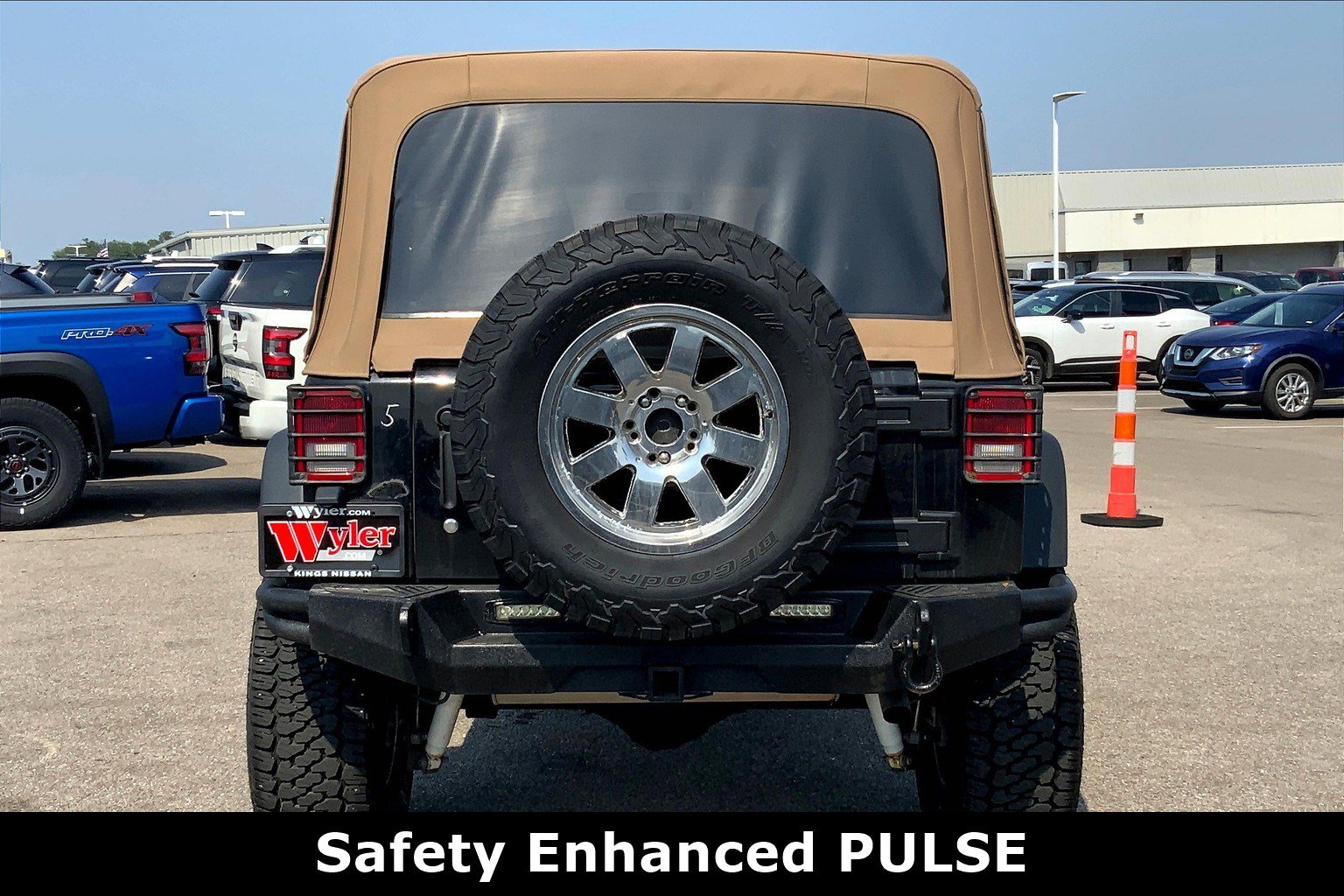 2018 Jeep Wrangler Unlimited Sport photo 3