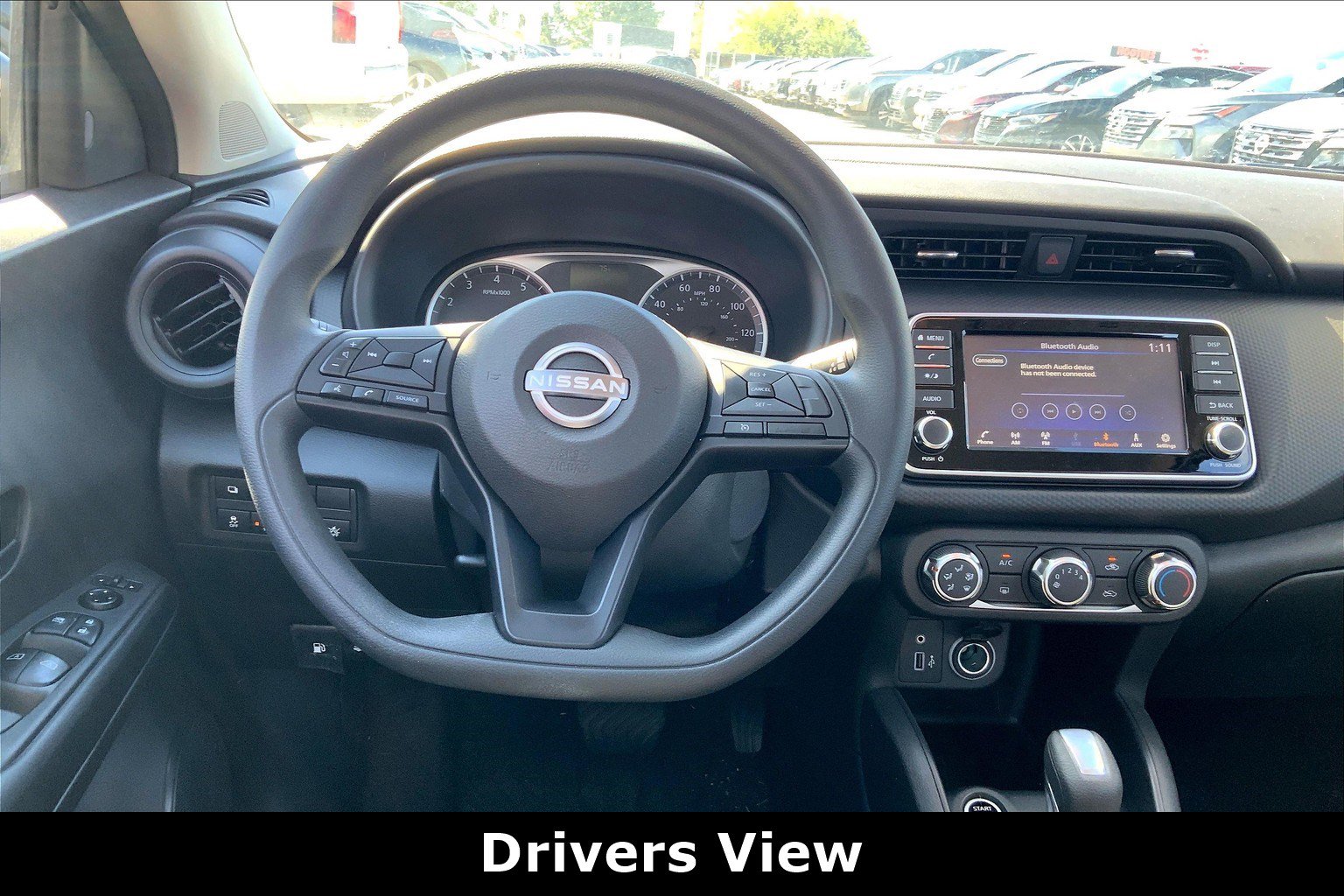2024 Nissan Kicks S photo 4