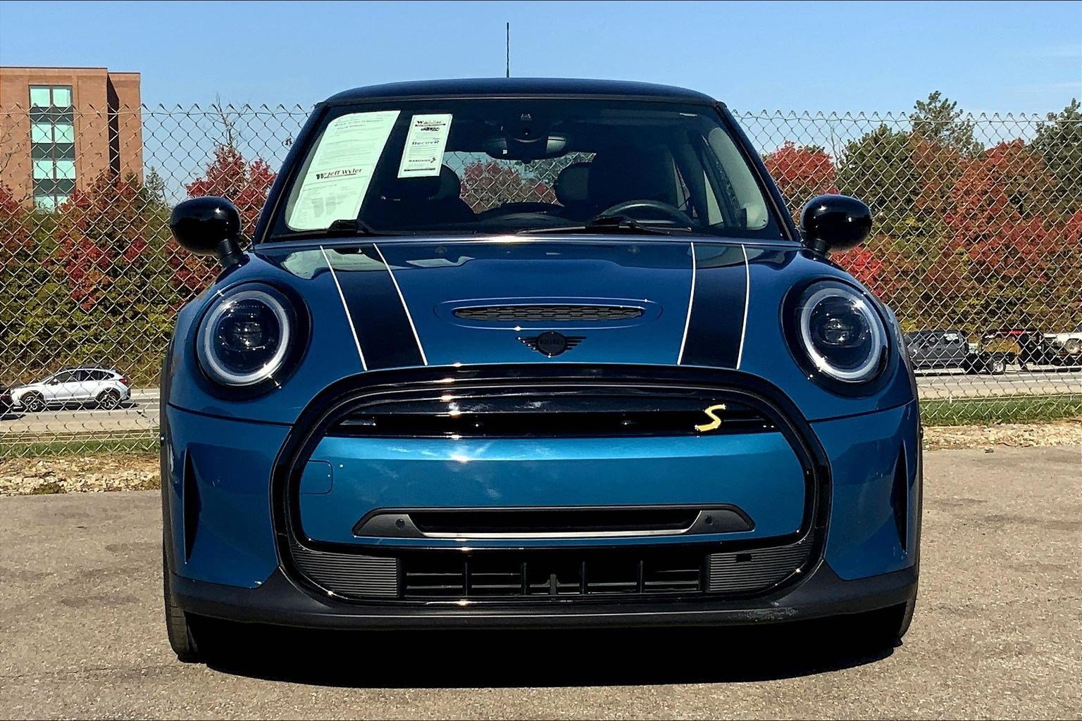 Used 2023 MINI Hardtop 2 Door SE with VIN WMW13DJ00P2T64044 for sale in Cincinnati, OH
