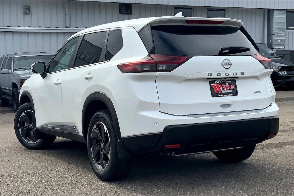 New 2026 Nissan Rogue SV Sport Utility