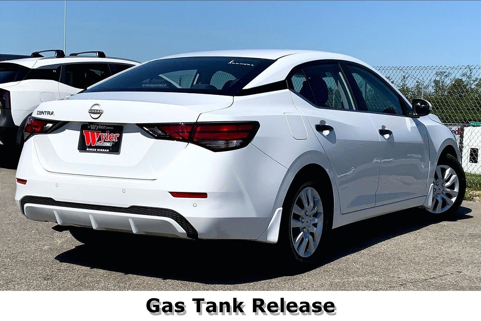 2025 Nissan Sentra S - Photo 13