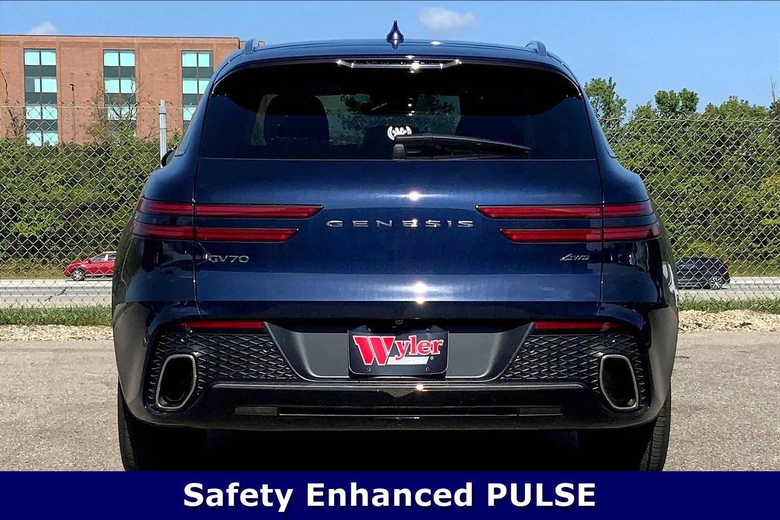 2025 Genesis GV70 2.5T photo 3