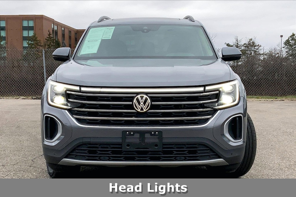 Used 2024 Volkswagen Atlas 2.0T SE w/Technology 4MOTION SUV
