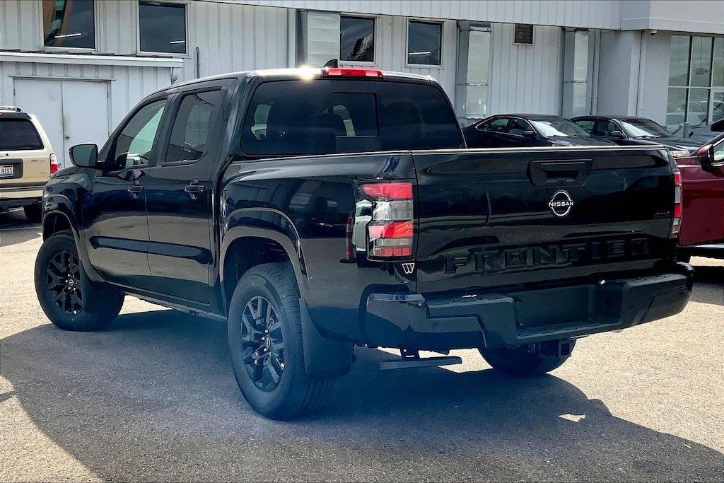 New 2026 Nissan Frontier SV Crew Cab Pickup