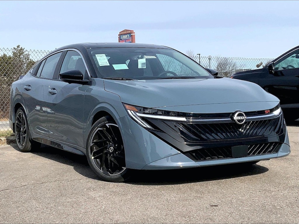 New 2026 Nissan Sentra SR 4dr Car