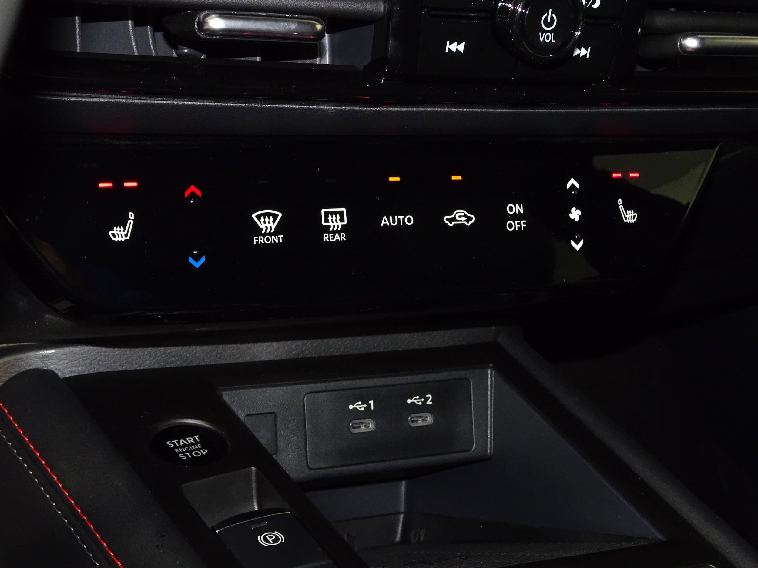 2026 Nissan KICKS SR AWD - Photo 29
