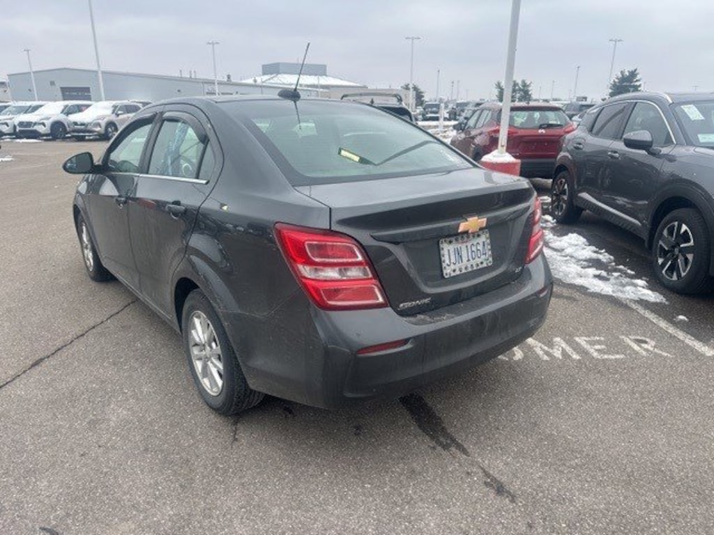 Used 2019 Chevrolet Sonic 4dr Sdn Auto LT Sedan