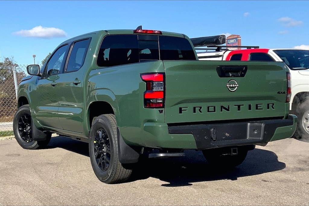 New 2026 Nissan Frontier SV Crew Cab Pickup