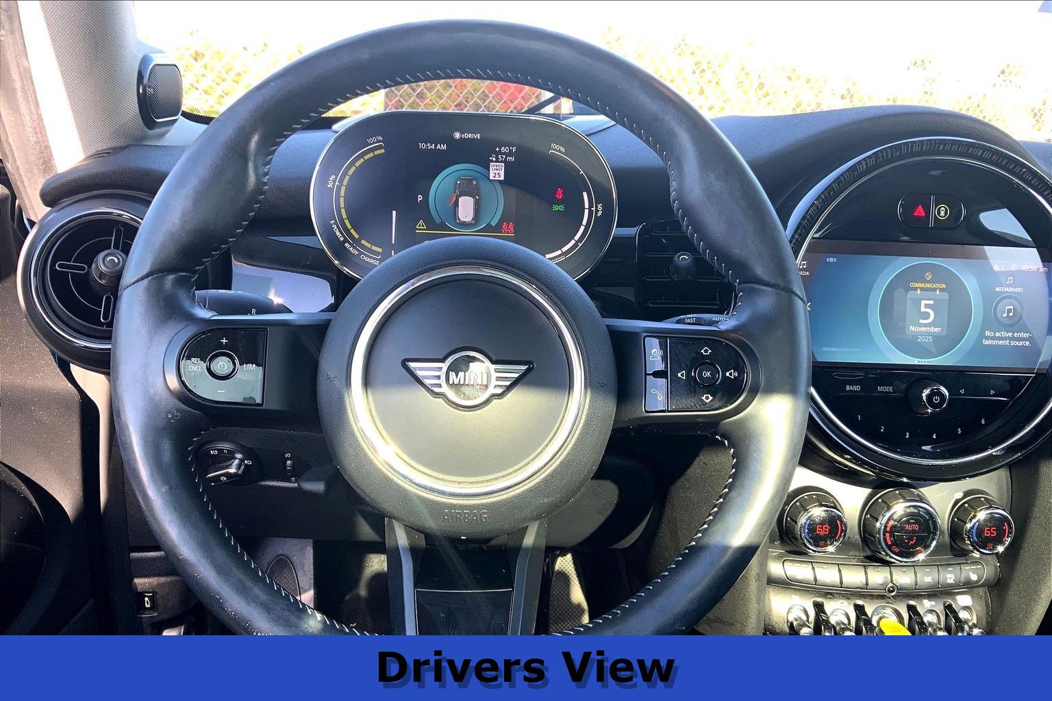 2023 Mini Cooper 2 Door Hardtop SE photo 3