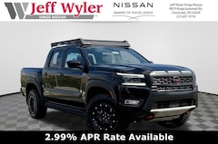 2025 Nissan Frontier PRO-4X Crew Cab Pickup
