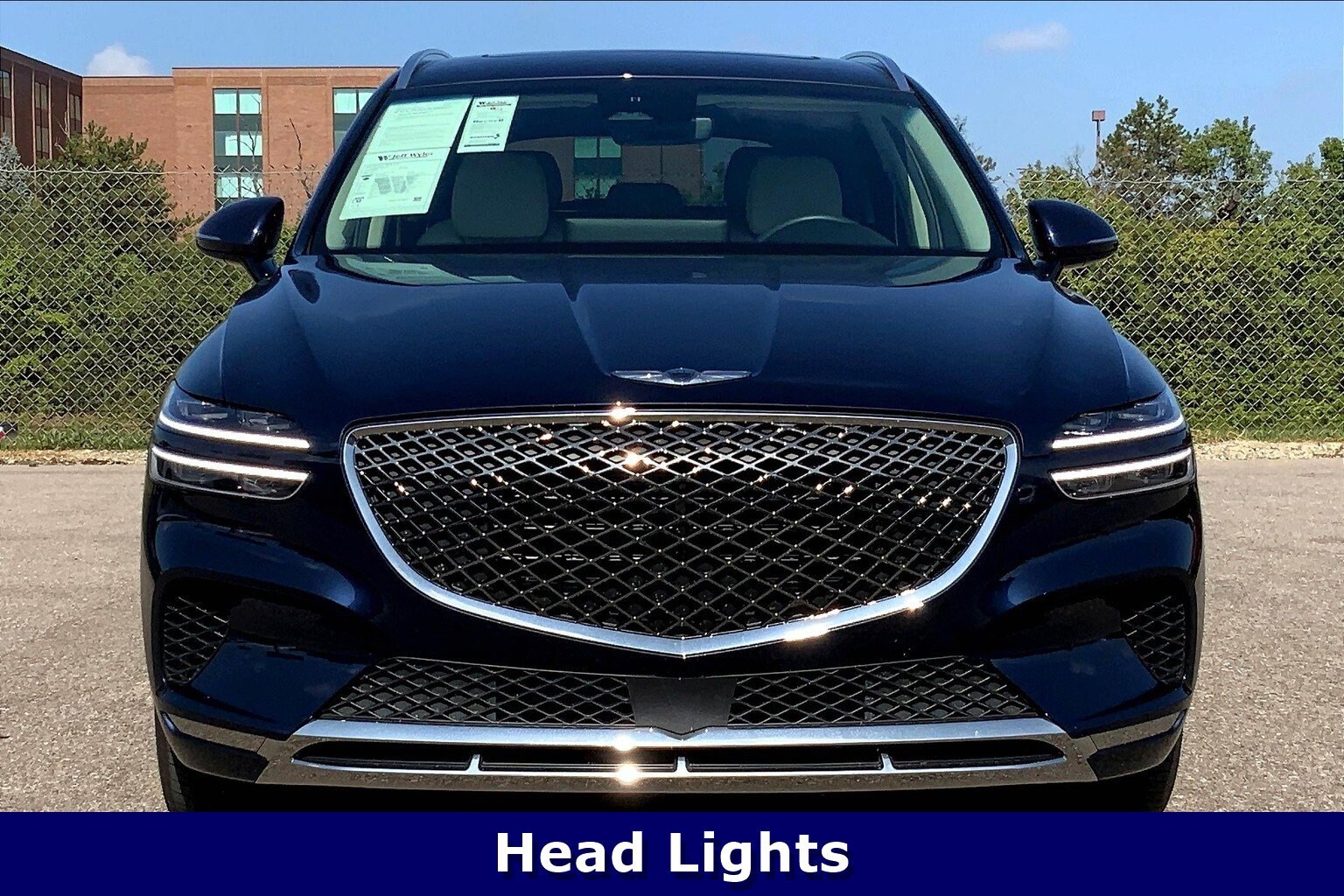 2025 Genesis GV70 2.5T photo 2