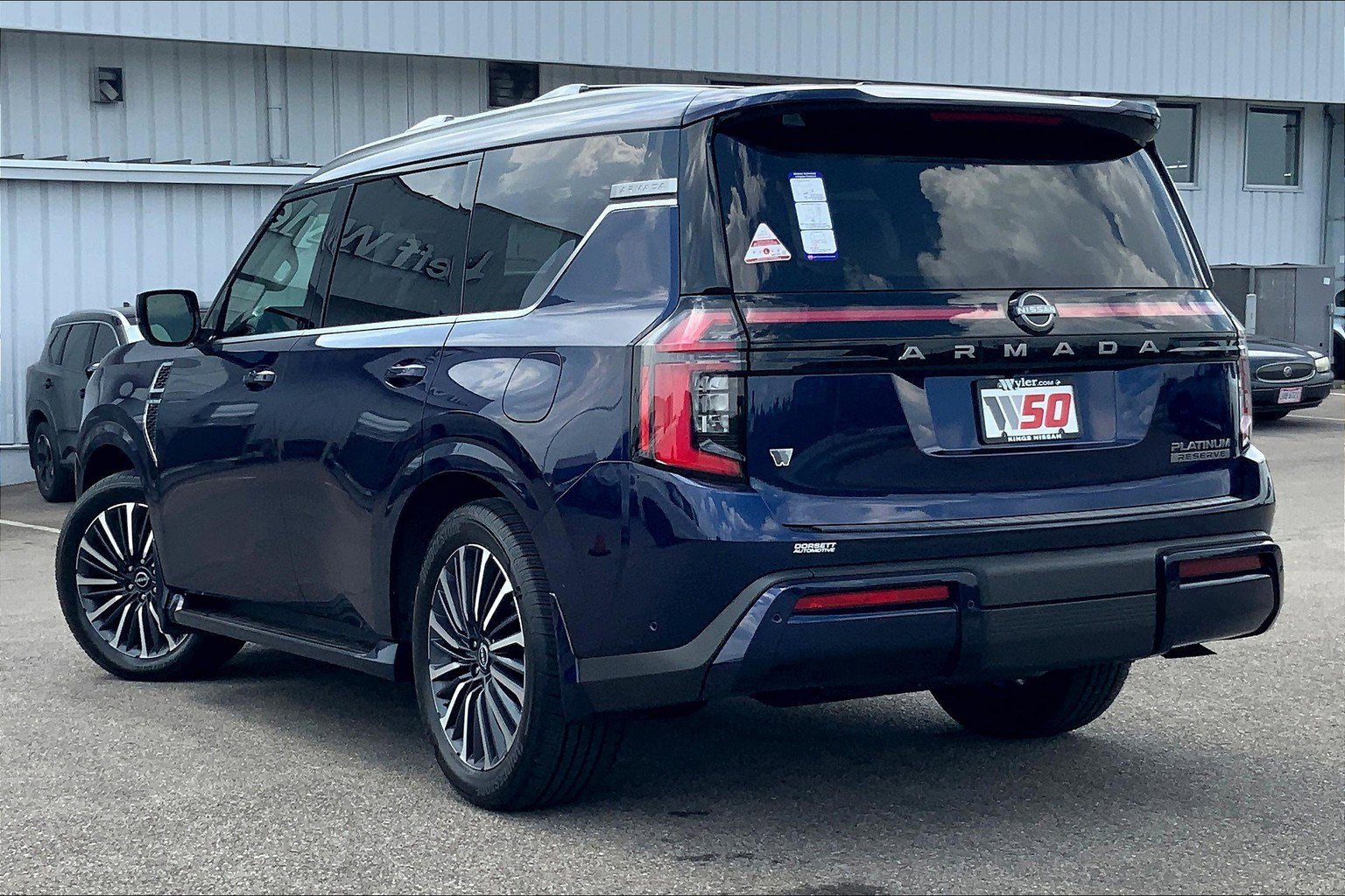 2025 Nissan Armada Platinum Reserve photo 3