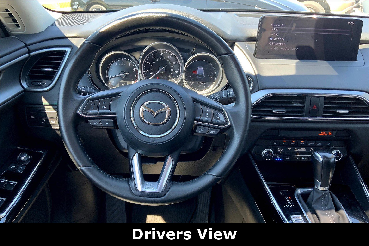 2023 Mazda CX-9 Touring photo 2