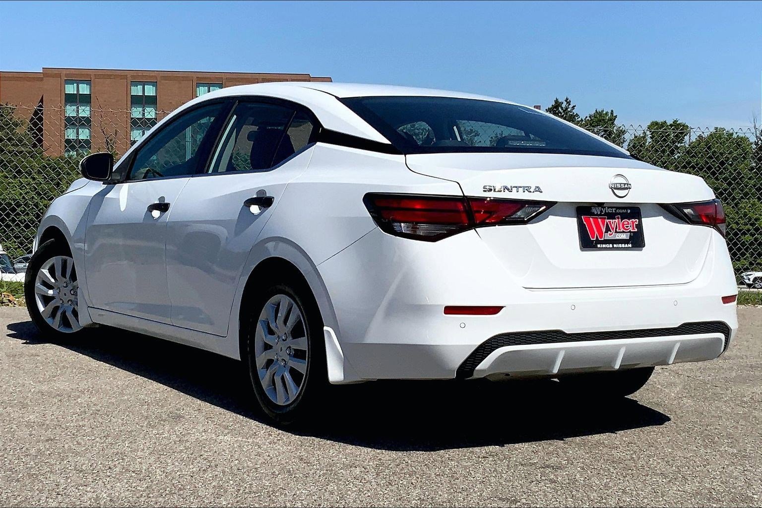 2025 Nissan Sentra S - Photo 10