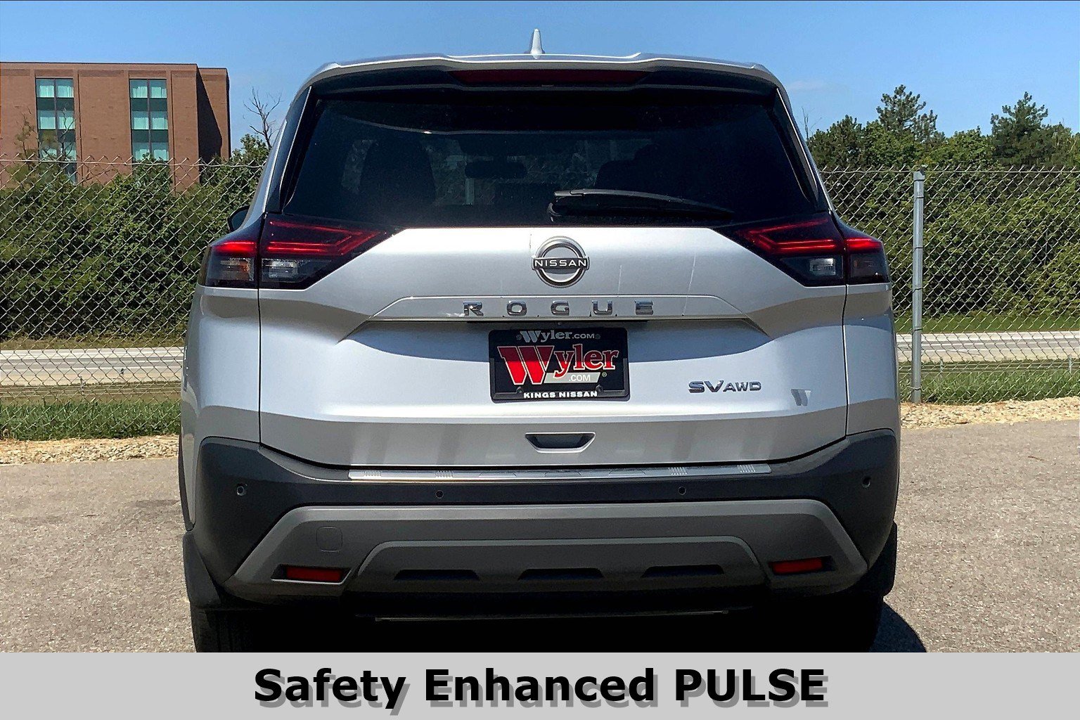 2023 Nissan Rogue AWD SV photo 3