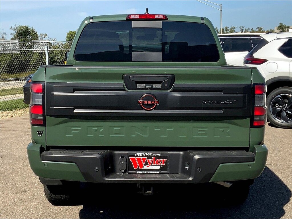 New 2026 Nissan Frontier PRO-4X Crew Cab Pickup
