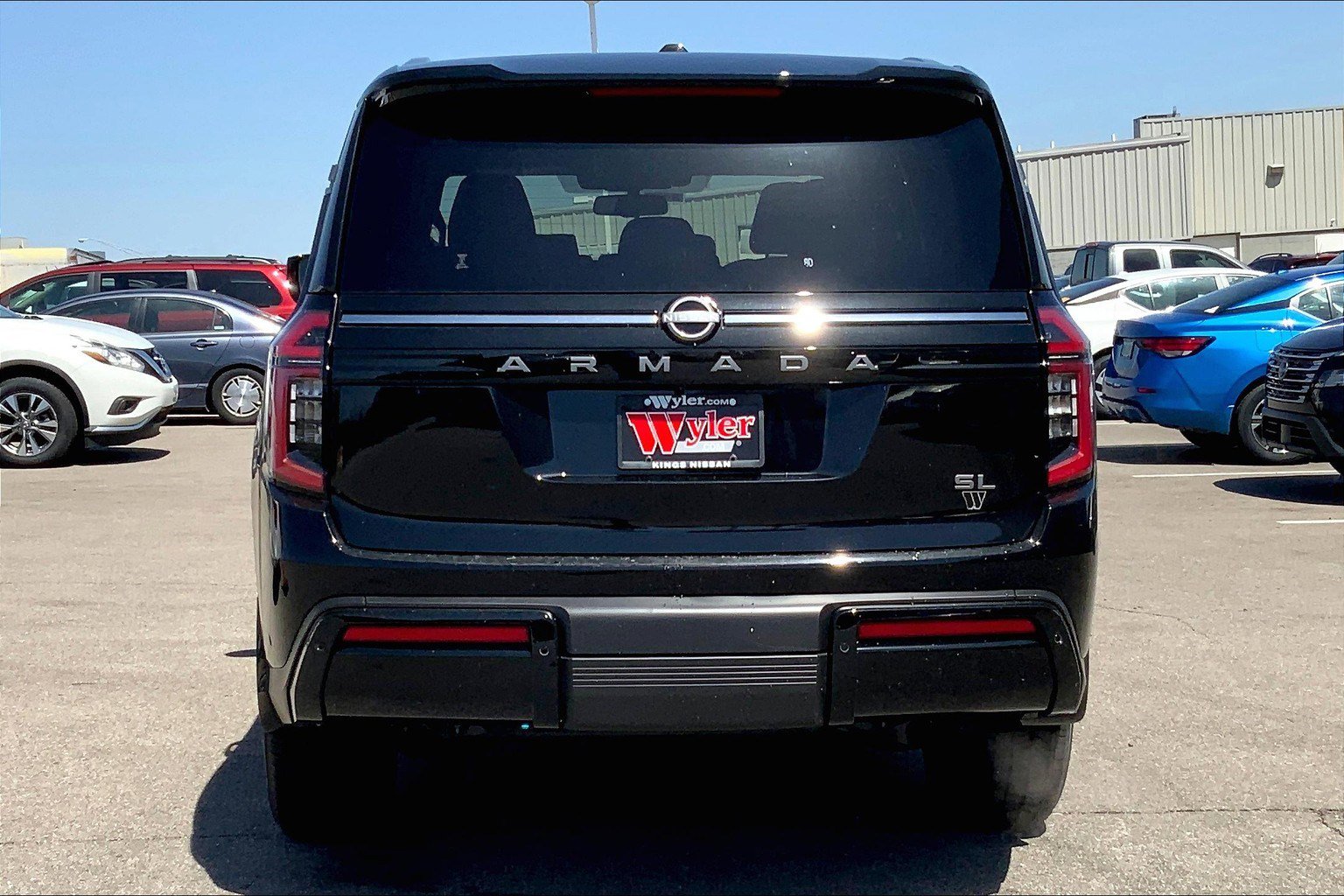 2025 Nissan Armada SL photo 4