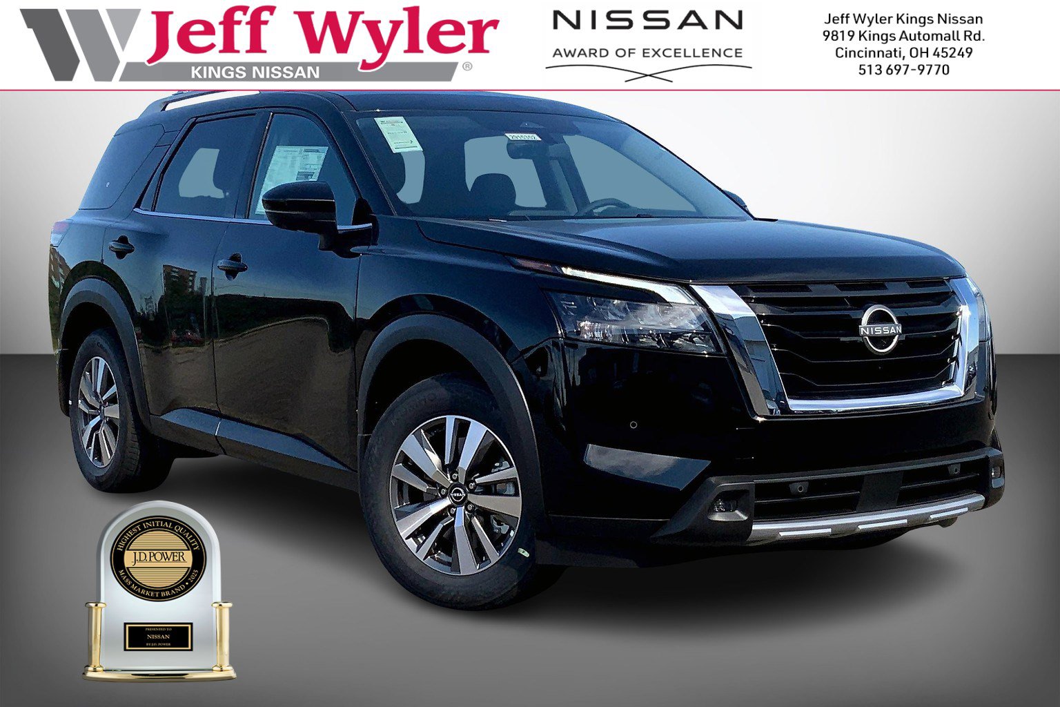 2025 Nissan Pathfinder SL's photo