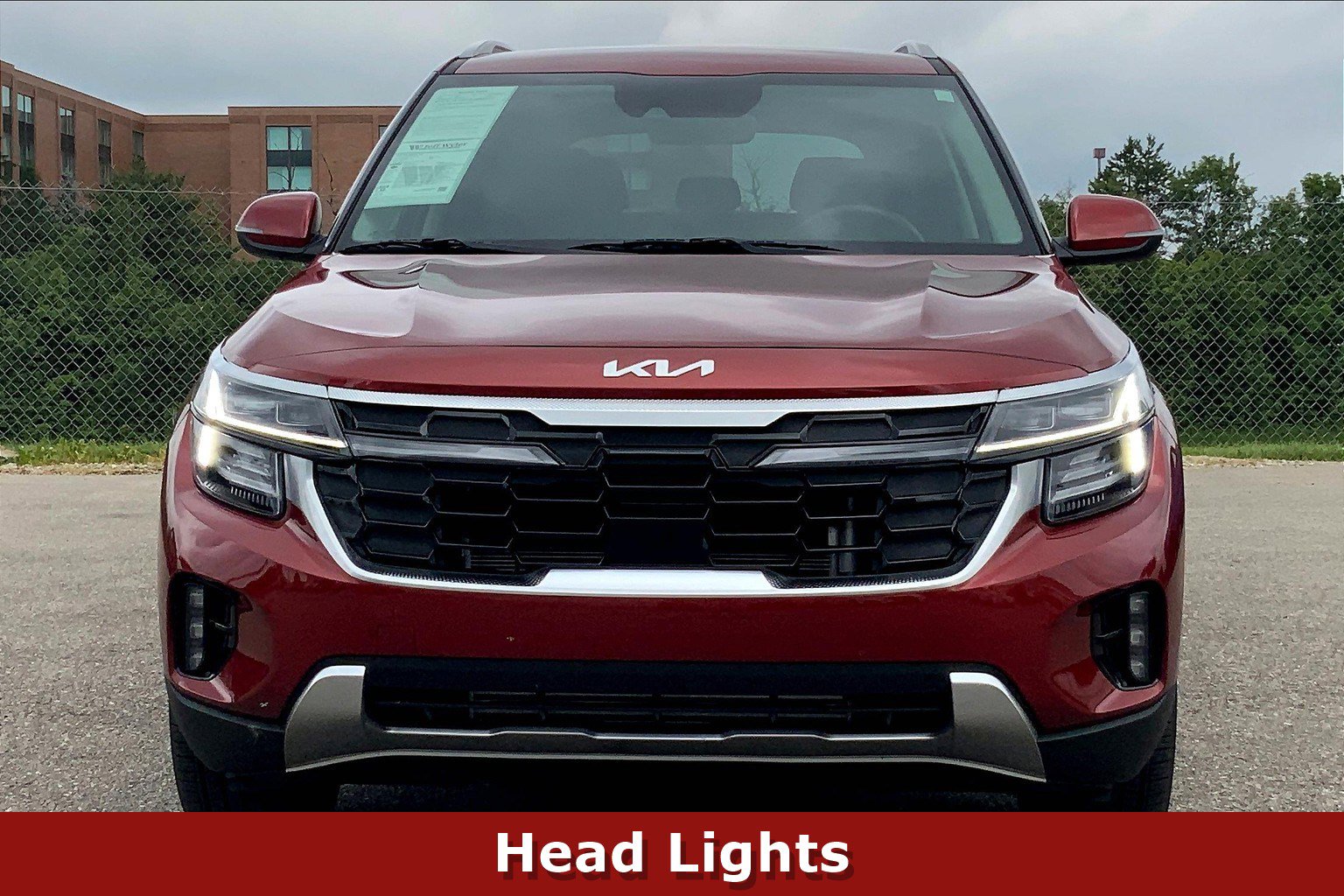 2024 Kia Seltos SX photo 2