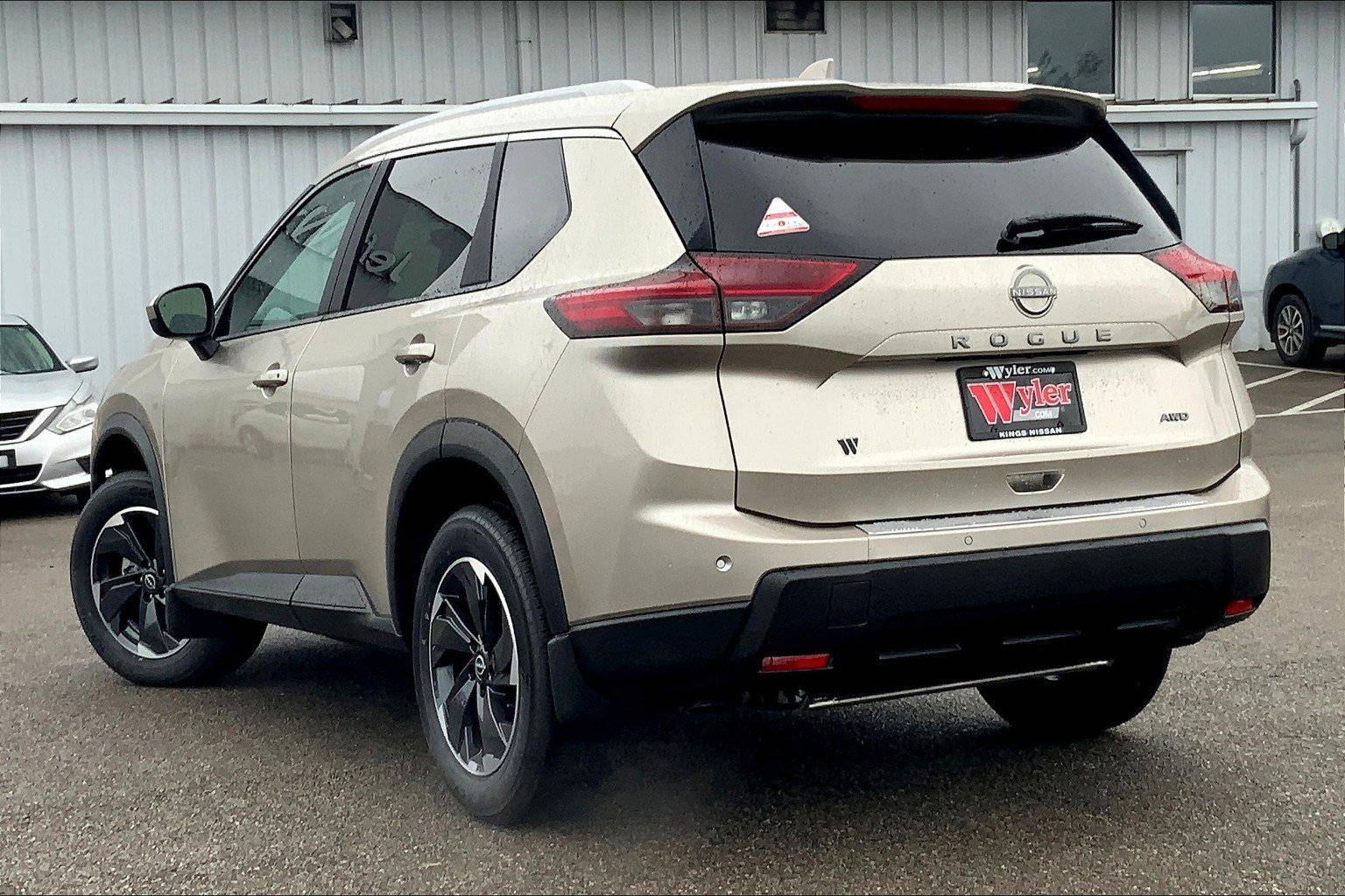 2026 Nissan Rogue SV photo 3