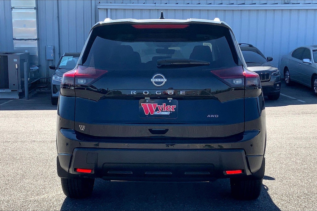New 2026 Nissan Rogue SV Sport Utility