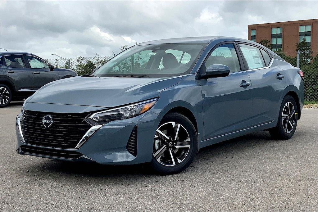 New 2025 Nissan Sentra SV 4dr Car