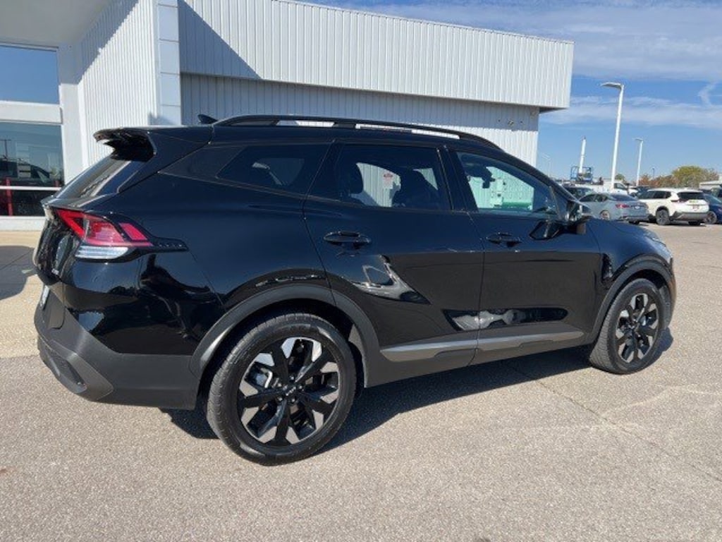 Used 2024 Kia Sportage X-Line AWD SUV