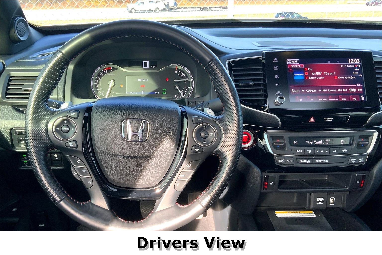 2023 Honda Ridgeline Black Edition photo 3