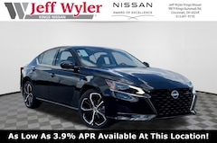 2025 Nissan Altima SR 4dr Car