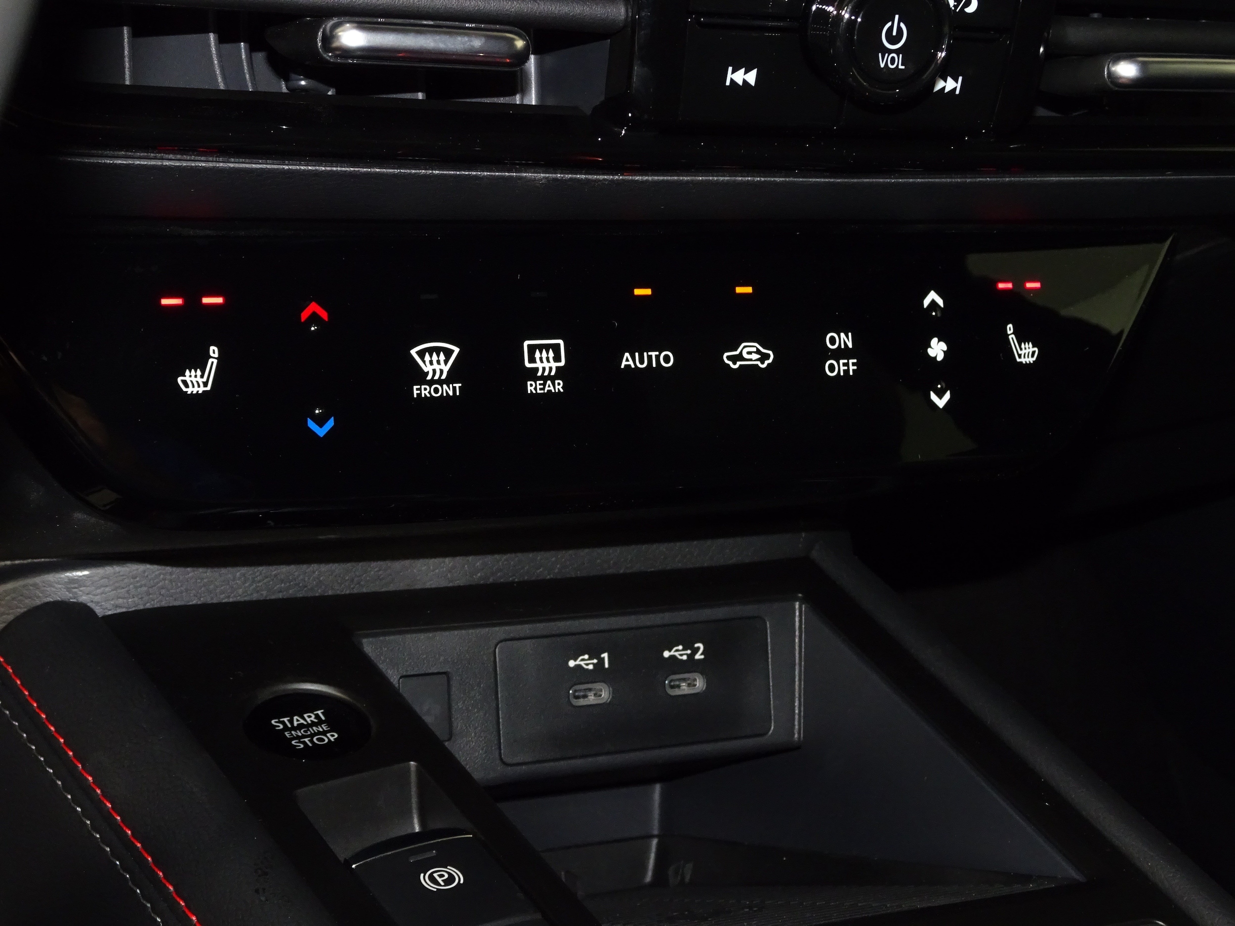 2026 Nissan KICKS SR AWD - Photo 31