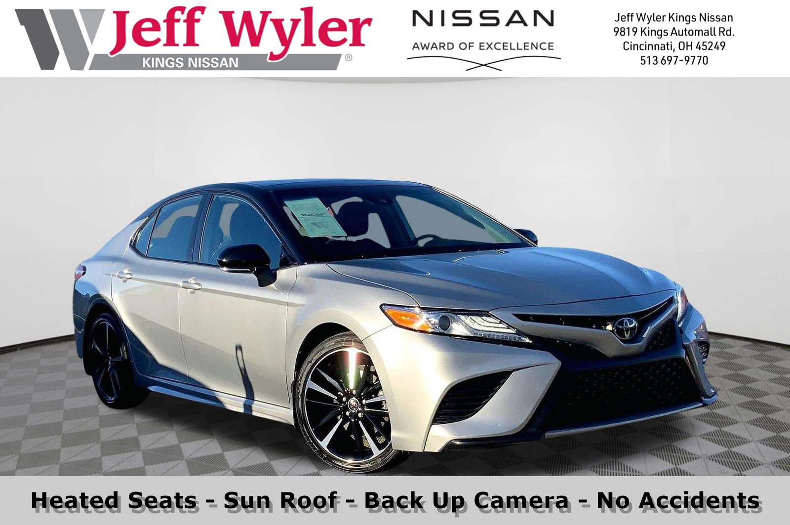 2020 Toyota Camry XSE's photo